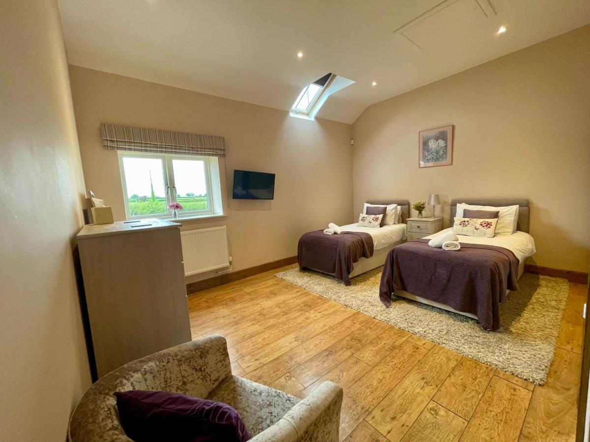 Fieldsview Villa Wrexham Exterior foto